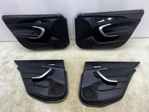 Tapicerka Opel Insignia A 08-17r. kombi boczki drzwi KOMPLET prawy lewy tył przód