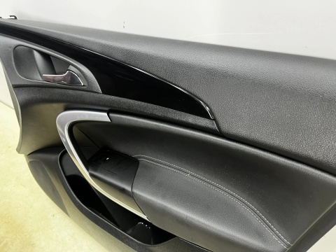 Tapicerka Opel Insignia A 08-17r. kombi boczki drzwi KOMPLET prawy lewy tył przód