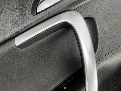 Tapicerka Opel Insignia A 08-17r. kombi boczki drzwi KOMPLET prawy lewy tył przód