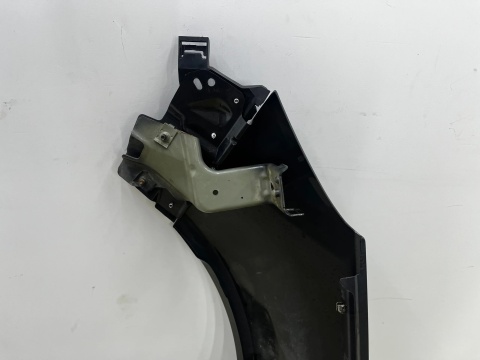 Błotnik Opel Insignia A 08-17r. prawy przedni kolor z177 prawy przód