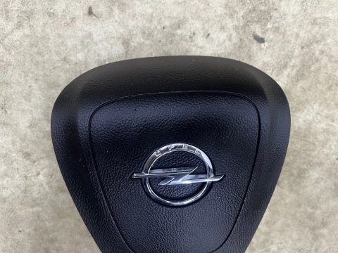 Deska rozdzielcza Opel Insignia A 08-13r. konsola poduszki powietrzne pasy