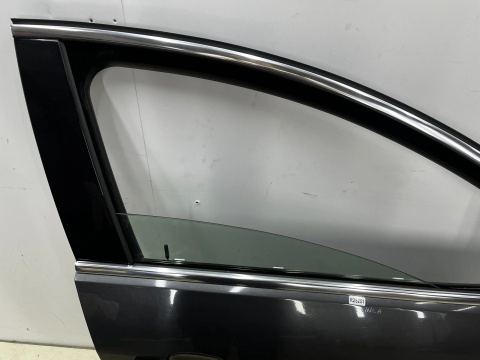 Drzwi Opel Insignia A I 08-17r. prawe przednie prawy przód Z177