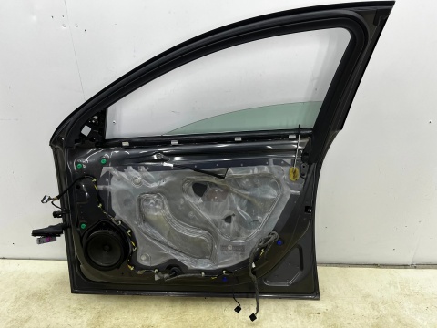 Drzwi Opel Insignia A I 08-17r. prawe przednie prawy przód Z177