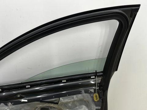 Drzwi Opel Insignia A I 08-17r. prawe przednie prawy przód Z177
