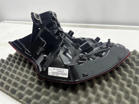 Lampa Audi Q8 e-tron Q8 e-tron Sportback 18r.- LEWA tylna w błotnik LED lewy tył EU 4ke945091d