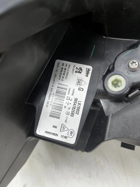 Lampa reflektor Peugeot Rifter LIFT 23r.- LEWA przednia Full LED Europa lewy przód 9854782680 oryginalna