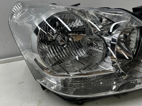 Lampa reflektor Toyota Verso 09-13r. NOWA prawa przednie oryginał KSENON Europa prawy przód 81140-0f101