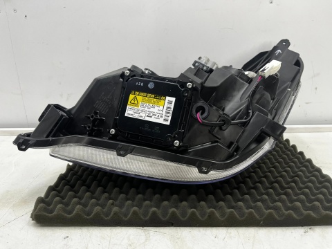 Lampa reflektor Toyota Verso 09-13r. NOWA prawa przednie oryginał KSENON Europa prawy przód 81140-0f101