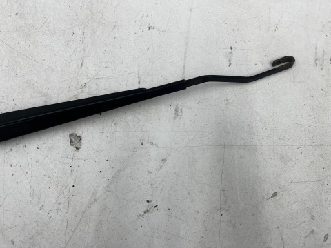 Ramię wycieraczki Opel Insignia A 08-17r. lewa strona kierowcy lewy przód 13227398