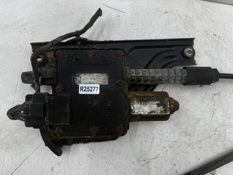 Ręczny Opel Insignia A 08-17r. elektryczny hamulec ręczny Europa 13310023