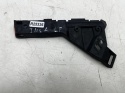 Ślizg Opel Insignia A 08-17r. mocowanie zderzaka wspornik lewe przednie błotnika 13238443