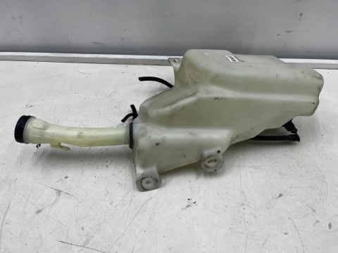 Zbiorniczek spryskiwaczy Opel Insignia A 08-17r. zbiornik pompka 13240935