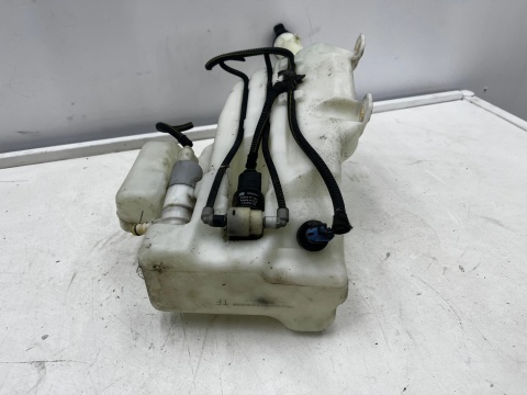 Zbiorniczek spryskiwaczy Opel Insignia A 08-17r. zbiornik pompka 13240935