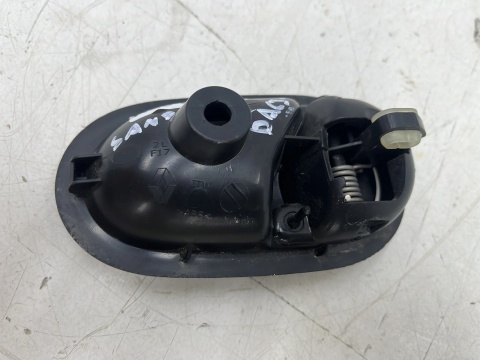 Klamka Dacia Sandero 2 II Logan 2 II 12-20r. wewnętrzna rączka uchwyt drzwi lewa przednia 806717698r
