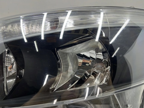 Lampa reflektor Mercedes Vito w447 14-23r. LEWA przednia zwykła EU lewy przód EUROPA a4479067700