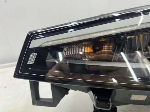 Lampa reflektor VW Volkswagen ID.4 ID4 ID.5 ID5 20r- LEWA przednia LED 4pin Europa oryginał lewy przód