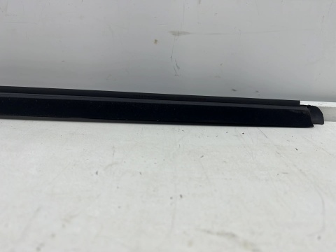 Listwa Hyundai Getz 02-11r. NOWA prawa tylna uszczelka zgarniająca drzwi szyby zewnętrzna prawy tył 832201c001
