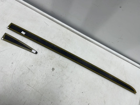 Listwa Toyota Yaris Verso 99-05r NOWA lewa przednia tylna nakładka ochronna na drzwi oryginalna lewy tył przód pz415-d3521-01