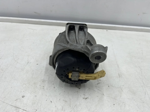 Poduszka silnika Audi A4 B9 8w Audi A5 II 8w F5 15-24r. lewe mocowanie łapa silnika oryginalna 8w0199371cp