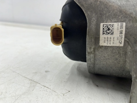 Poduszka silnika Audi A4 B9 8w Audi A5 II 8w F5 15-24r. lewe mocowanie łapa silnika oryginalna 8w0199371cp