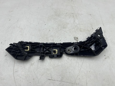 Ślizg Mazda 2 III DJ 14r- lewe przednie mocowanie wspornik uchwyt zderzaka d09h502j1