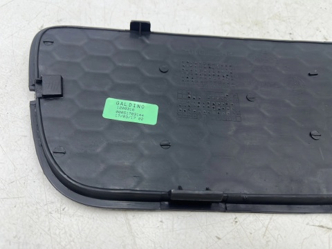 Atrapa Fiat Albea Palio 06-11r. LIFT NOWA prawa kratka zderzaka przednia zaślepka halogenu oryginalna 51703144
