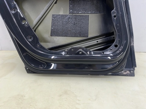 Drzwi VW Passat B7 VII Kombi 10-14r. lewe tylne lewy tył 3AF833311
