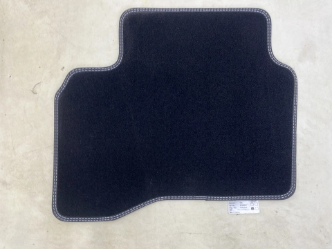 Dywaniki welurowe Kia Niro 1 I 16-22r. komplet NOWYCH Oryginalnych dywaników wycieraczka g5143ade00