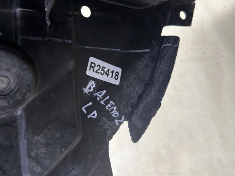 Nadkole Suzuki Baleno 2 II 15-22r. lewe przednie ORYGINALNE lewy przód 7232268p0