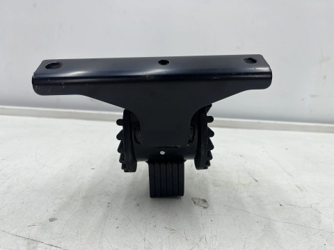 Poduszka silnika Fiat Sedici Suzuki Sx4 05-14r. 1.9D diesel mocowanie łapa silnika nowe orginalne 71750024
