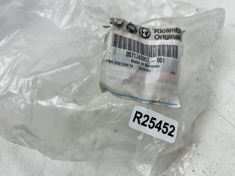 Poduszka silnika Fiat Sedici Suzuki Sx4 05-14r. 1.9D diesel mocowanie łapa silnika nowe oryginalne 71743957