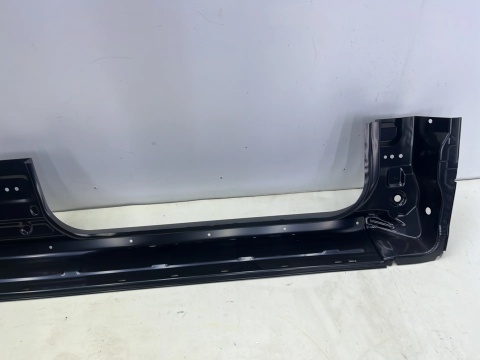 Poszycie Mitsubishi Pajero 4 IV 06-21r. NOWY lewy próg słupek ćwiartka reperaturka ORYGINALNA 5253c945