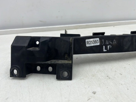 Ślizg Opel Insignia A 08-17r. lewy przód mocowanie zderzaka lewe 13250570