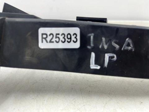 Ślizg Opel Insignia A 08-17r. lewy przód mocowanie zderzaka lewe 13250570