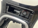 Tunel środkowy Opel Insignia A 08-17r. podłokietnik uchwyt na kubki EU 13242034