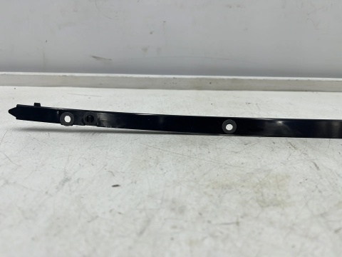 Listwa Hyundai i40 11-19r. NOWY lewy ślizg nakładki zgarniającej szyby przedniej czołowej listwa montażowa 861383z000
