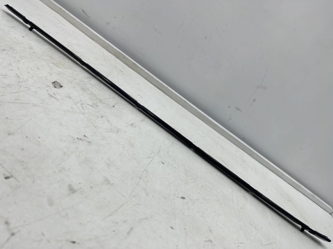 Listwa Hyundai i40 11-19r. NOWY lewy ślizg nakładki zgarniającej szyby przedniej czołowej listwa montażowa 861383z000