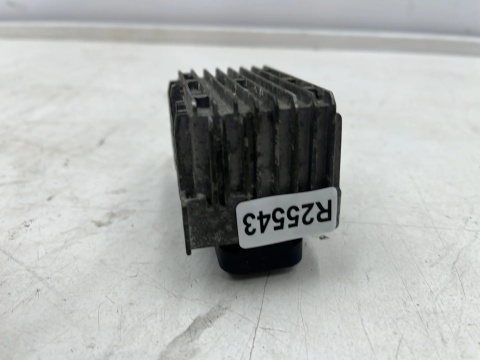 Przekaźnik świec żarowych Opel Insignia A Corsa D Zafira C Astra J 06-18r. 55574293