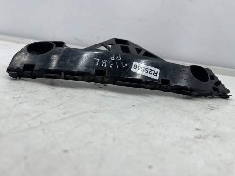 Ślizg Mazda 3 III BL 08-13r. prawe przednie mocowanie wspornik uchwyt zderzaka bbm4500t1