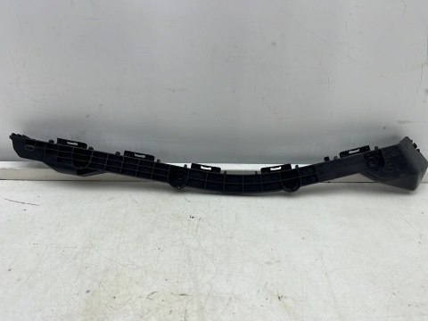 Ślizg Toyota Corolla E16 E17 13-19r. lewe tylne mocowanie zderzaka wspornik lewy tył 52576-02120