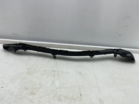 Ślizg Toyota Corolla E16 E17 13-19r. lewe tylne mocowanie zderzaka wspornik lewy tył 52576-02120