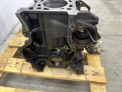 Blok silnika Renault Master III Movano B NV400 10-24r. 2.3 dCI CDTI 125km nominał m9tb870