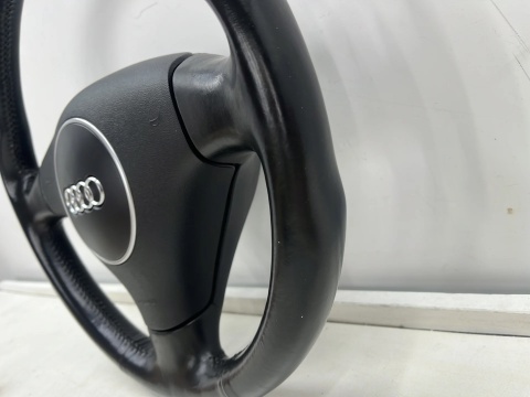 Kierownica Audi A3 8P 04-13r. skórzana trójramienna łopatki z poduszką Airbag EUROPA 8p0419091p