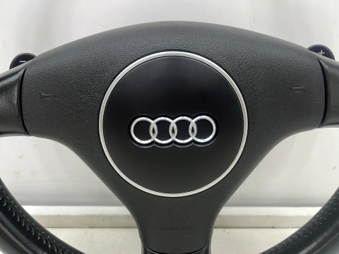 Kierownica Audi A3 8P 04-13r. skórzana trójramienna łopatki z poduszką Airbag EUROPA 8p0419091p