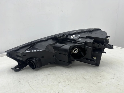 Lampa reflektor Audi A4 B9 8w 15-19r. PRAWA przednia XENON KSENON + LED oryginalna EUROPA prawy przód 8w0941006