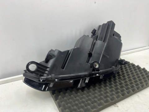 Lampa reflektor Audi A4 B9 8w 15-19r. PRAWA przednia XENON KSENON + LED oryginalna EUROPA prawy przód 8w0941006