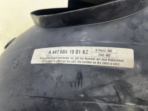 Nadkole Mercedes Vito w447 14r.- PRAWE przednie ORYGINAL prawy przód a4476841901