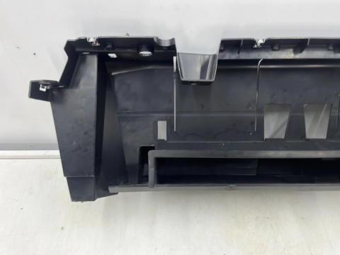Pas przedni Citroen Berlingo Partner 18r.- wzmocnienie górne atrapy kierownica powietrza 9816809480 9821840980