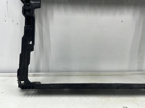 Pas przedni VW Caddy 5 V 2020r.- wzmocnienie ramka chłodnic 2k7805588