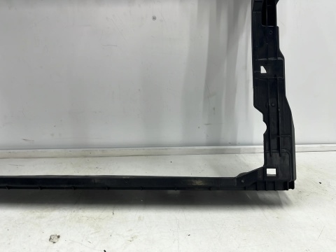 Pas przedni VW Caddy 5 V 2020r.- wzmocnienie ramka chłodnic 2k7805588